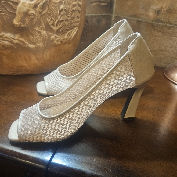 Adrienne Vittadini Cream Heels with Textured Design - Picture 1 of 8